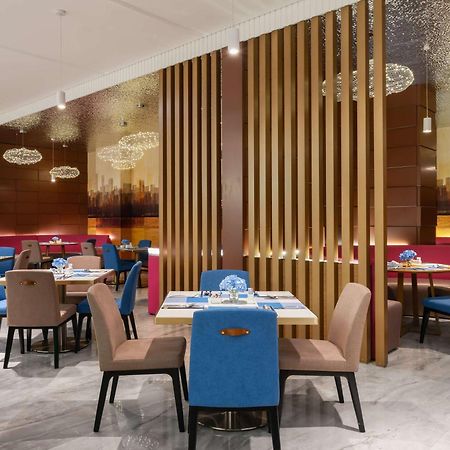 Novotel Guangzhou Baiyun Airport - Canton Fair Free Shuttle Bus & Official Registration Agency Bagian luar foto