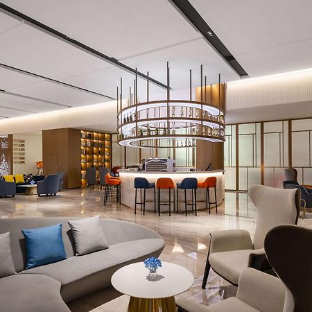 Novotel Guangzhou Baiyun Airport - Canton Fair Free Shuttle Bus & Official Registration Agency Bagian luar foto